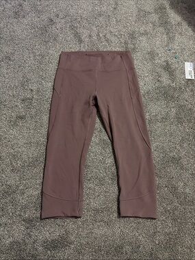 Lululemon Capri Leggings in Mauve